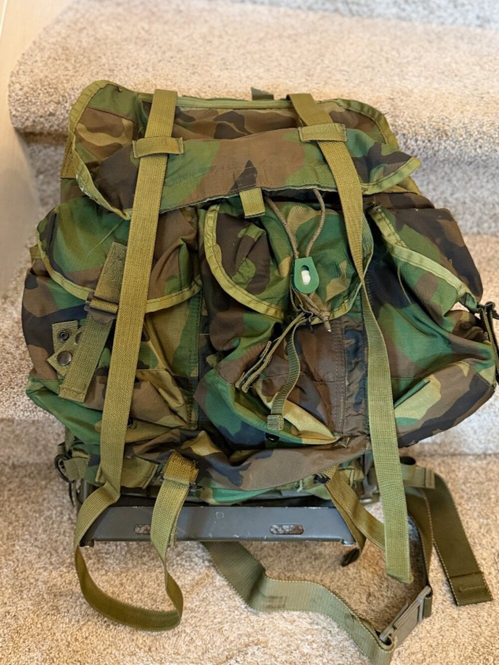 Vintage US Military Issued Complete Medium LC-2 ALICE Pack - Woodland Camo